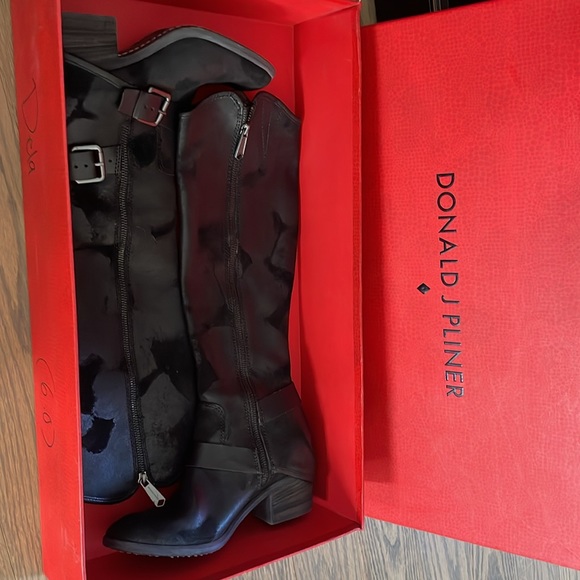 Donald J Pliner Dela Harness Riding Boots / Black Suede Size 6 - Picture 8 of 9